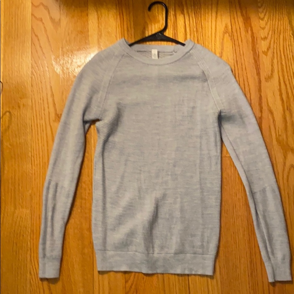 Lululemon Size 4 Maui Blue Sweater